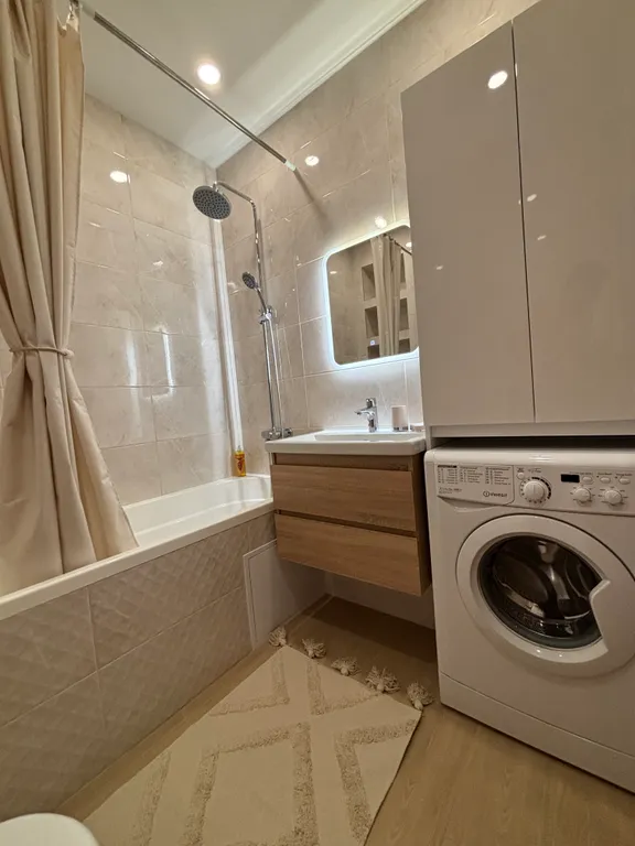 Квартира Квартира в новом доме ЖК«Альпы», в центральном районе Калининграда — Калининград