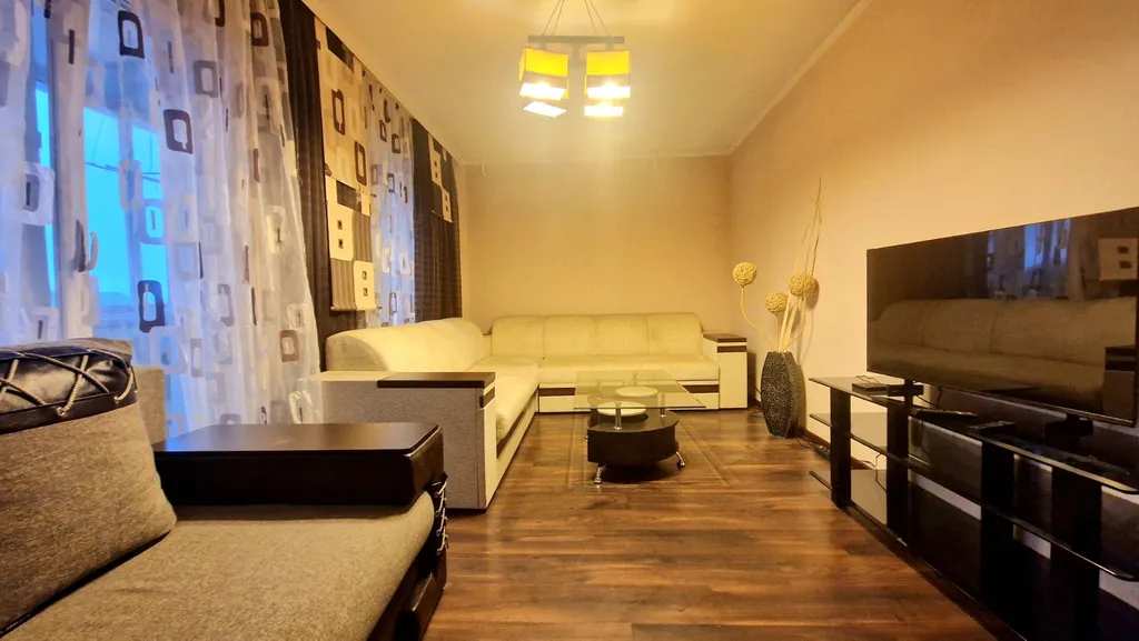 4-комнатная Квартира