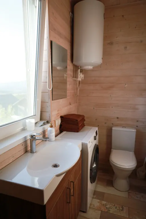 Коттедж Уютный современный коттедж с панорамным видом на горы — Соколиное