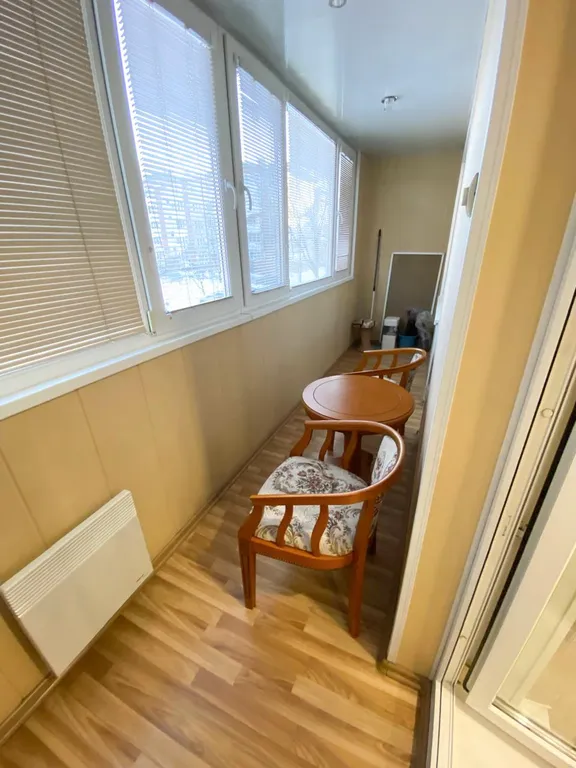 Шикарная теплая квартира с просторной лоджией в черте центра города.