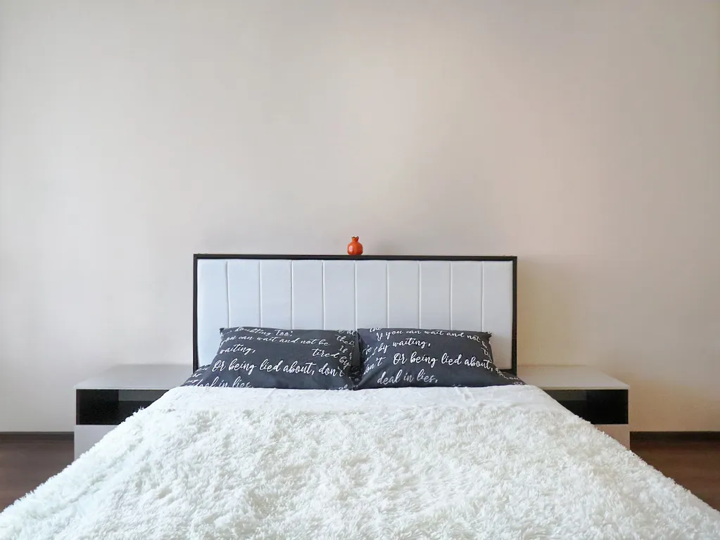 Красивая большая однокомнатная квартира в самом центре микрорайона ГГМ