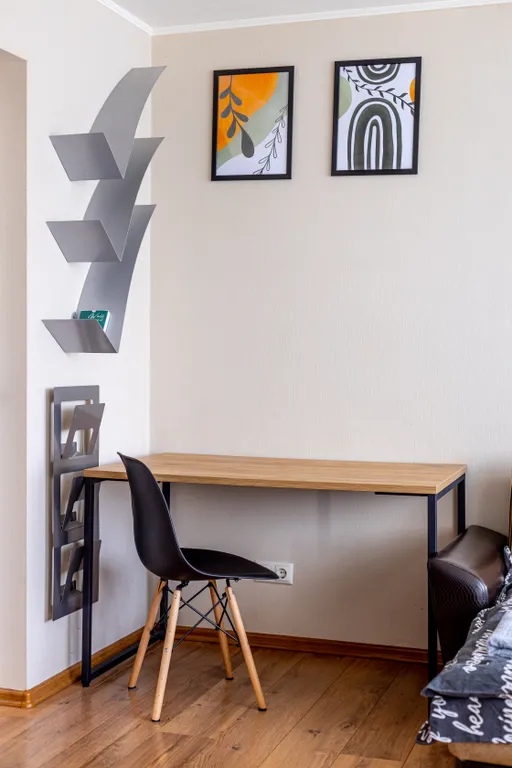 Евродвушка вблизи набережной