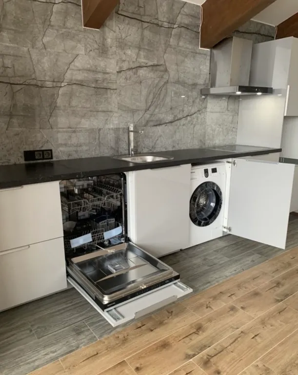 4-комнатный Дом