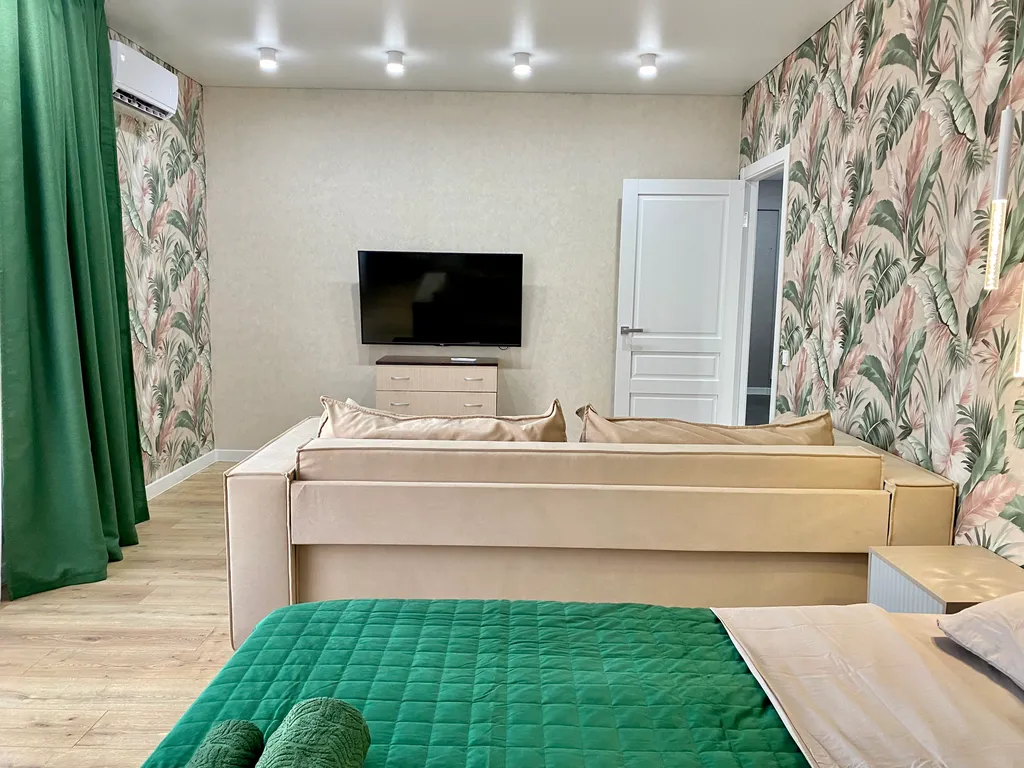 Просторная, красивая квартира в центре с прекрасным видом на реку и на город