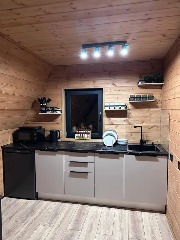 Уютный дом Афрейм с террасой и купелью