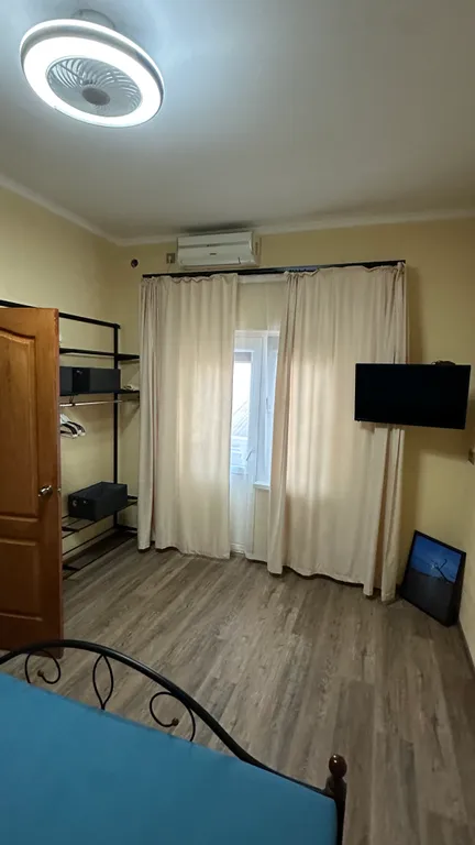 Дом на берегу залива