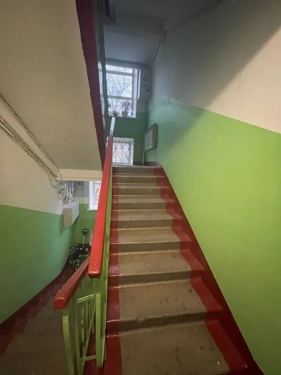 Центр, квартира на Суханова, 2 комнатная, 2 этаж