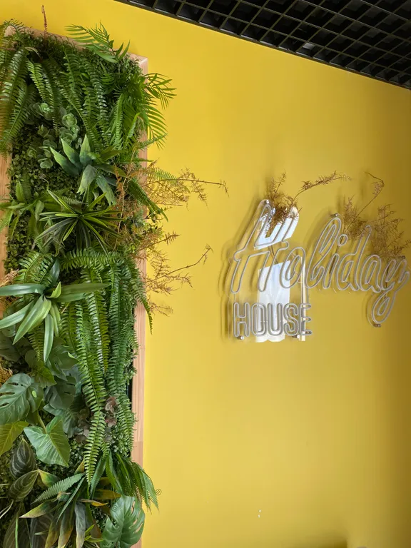 Апартаменты для большой семьи с бассейном