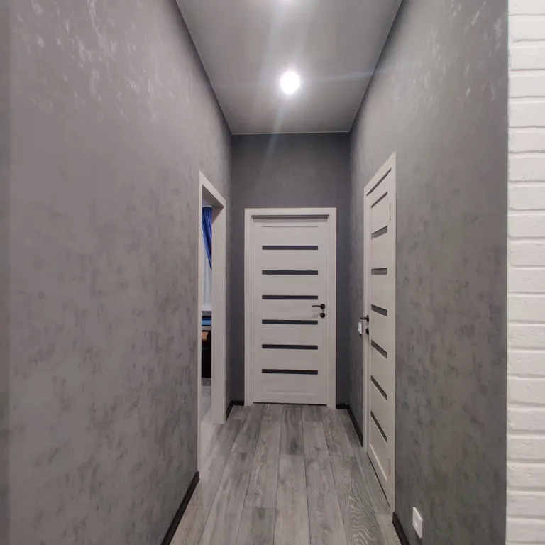 Дизайнерская и просторная квартира недалеко от центра