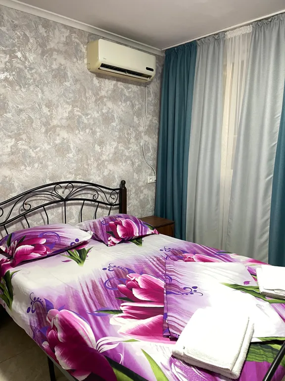 Квартира Квартира Уютный номер с выходом на террасу — Гагра