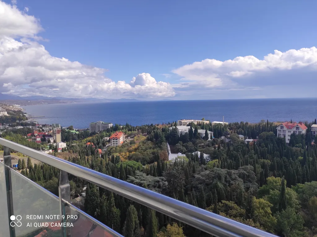 Уютная студия с видом на море