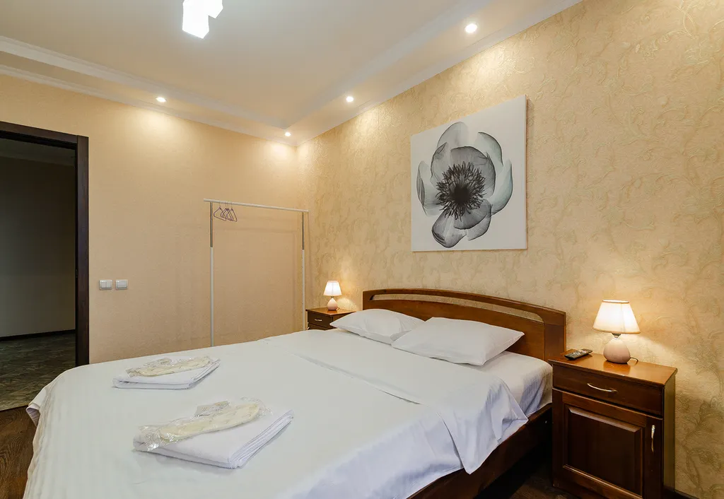 2 комнатная в центре "Просторная"