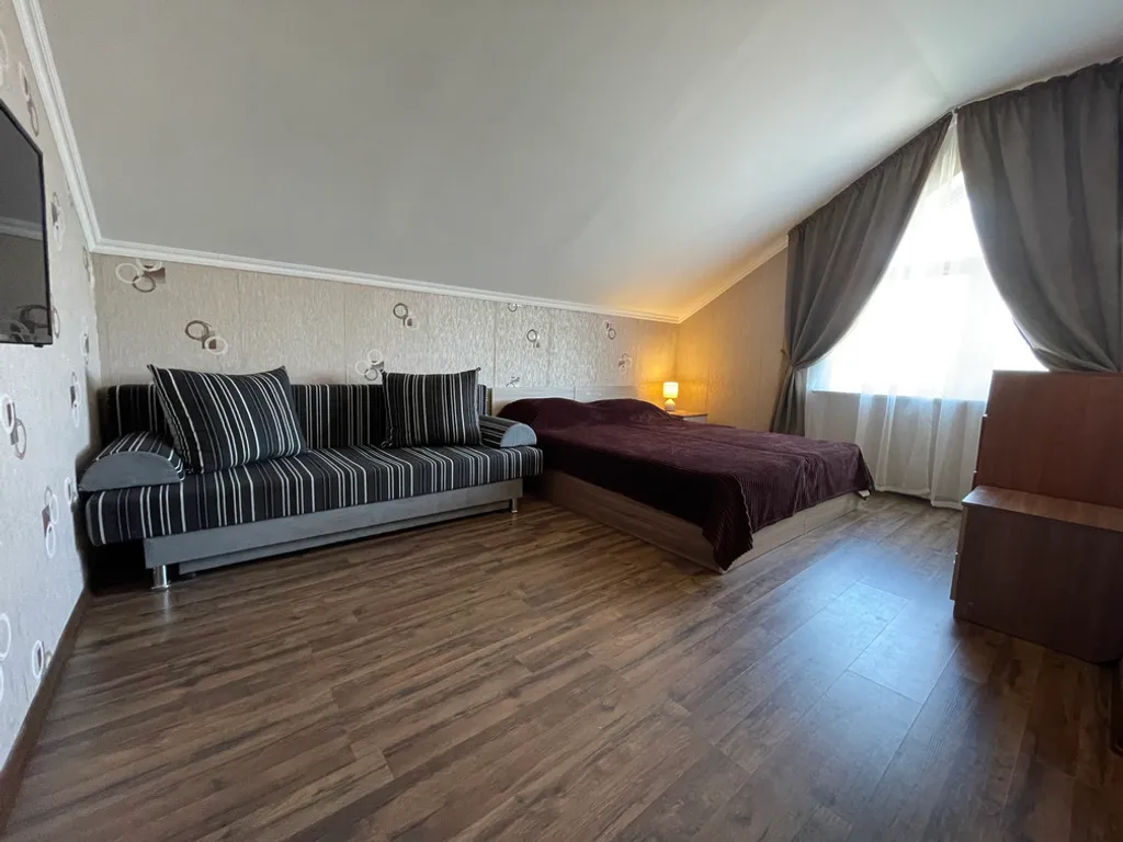 Квартира Комната — аренда посуточно в Орловка