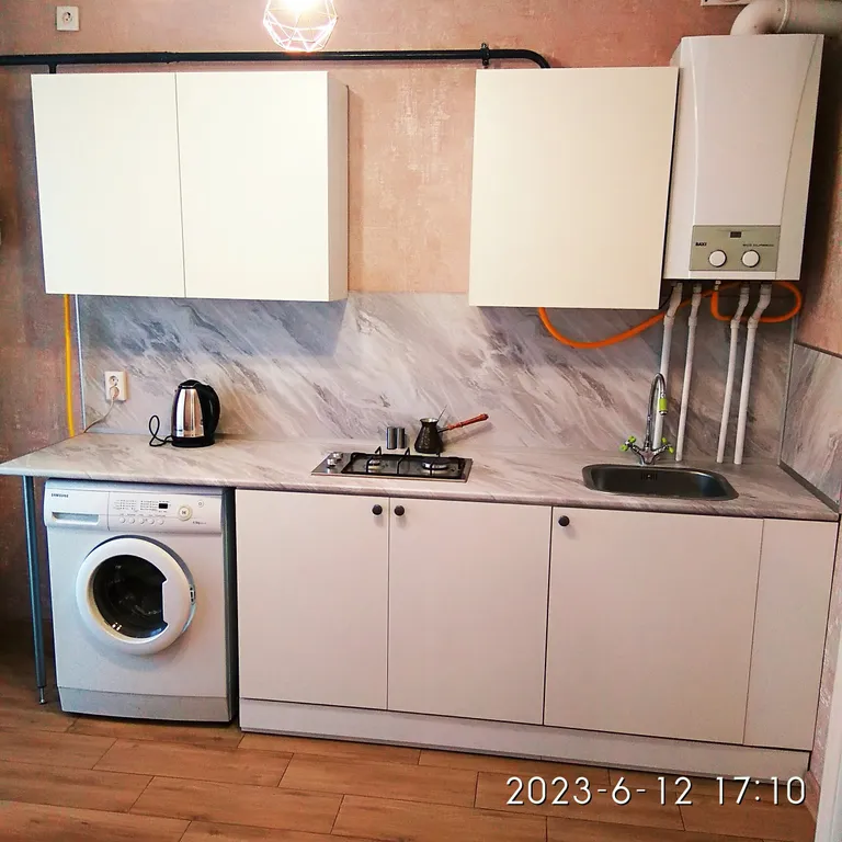 Квартира и точка