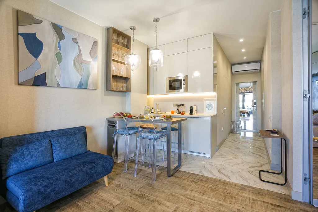 Двухкомнатный апартамент с видом на море с террасой с 2 санузлами