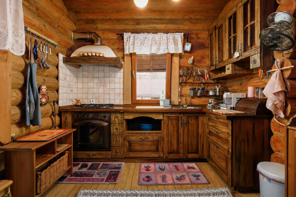 Домик в поляне! Уютный дом лесника