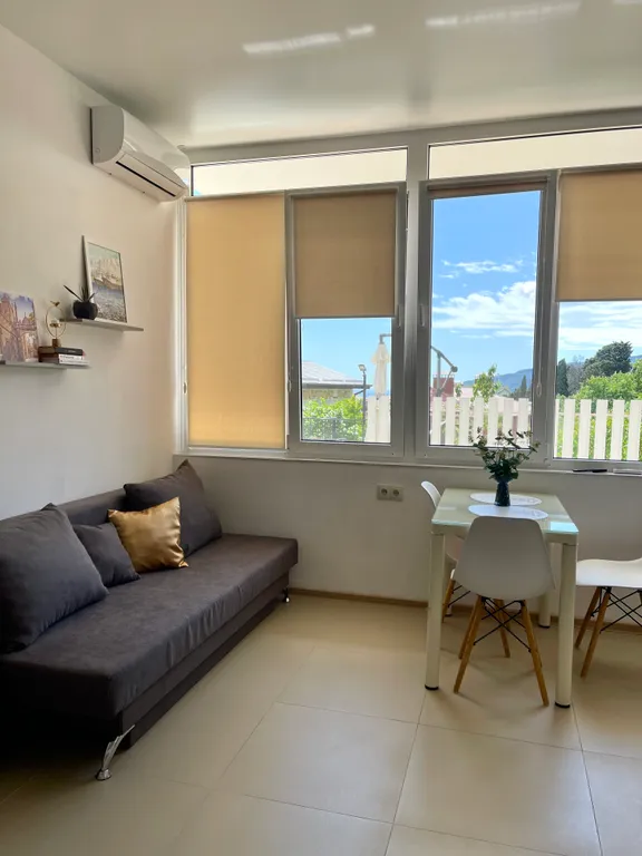 Квартира у моря в частном доме