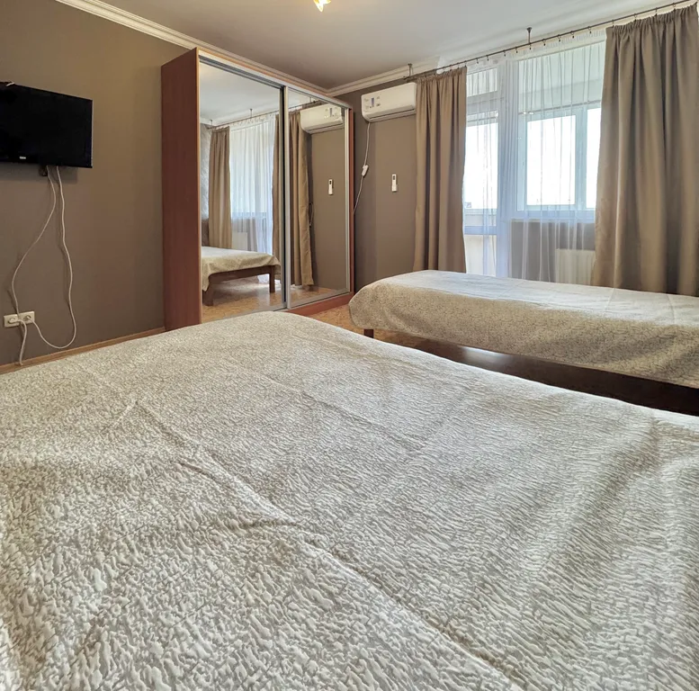 Крупногабаритная 3-комнатная квартира