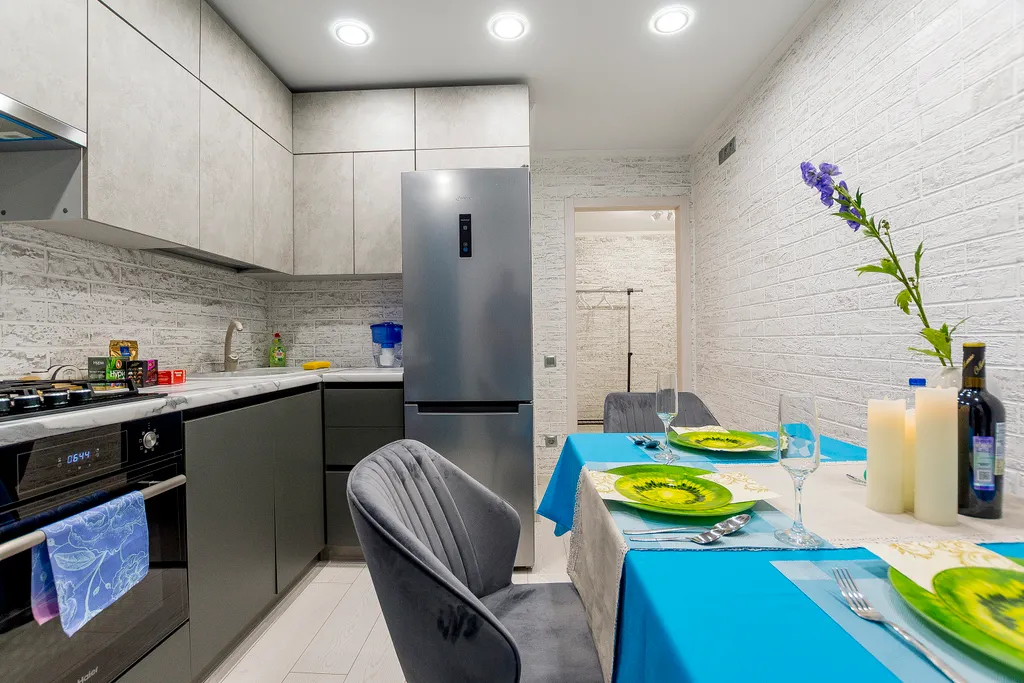 Уютная квартира в ЖК Паруса с подвесным креслом от Kravc Group