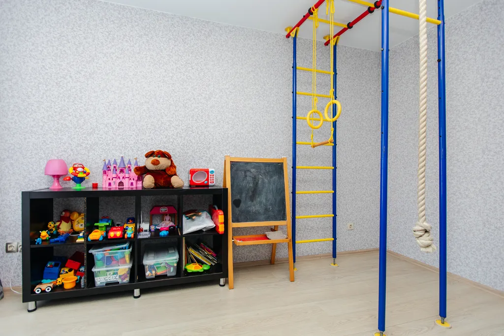 Просторный двухэтажный коттедж