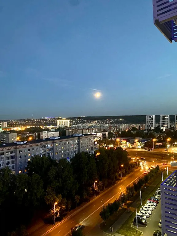 Панорамный огромный 2-х комнатный номер в новом ЖК, парковка