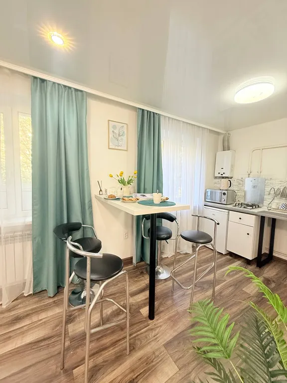 Квартира Квартира у автовокзала и Южного железнодорожного вокзала — Калининград