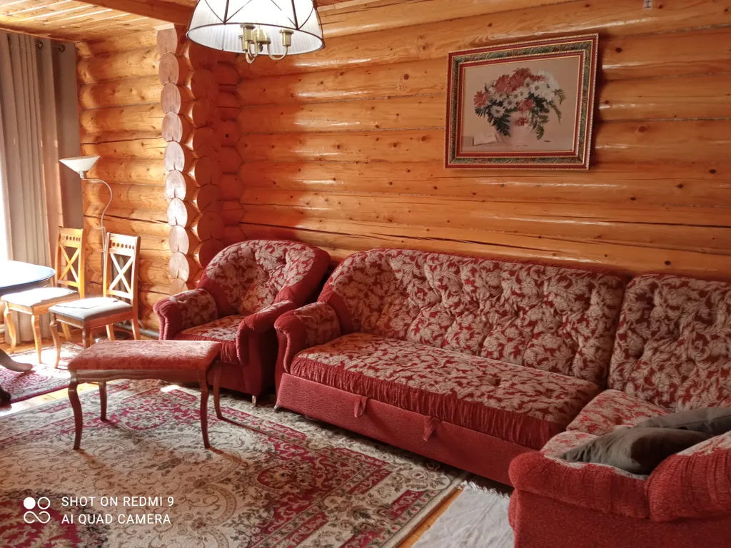 Дом на берегу реки чемал