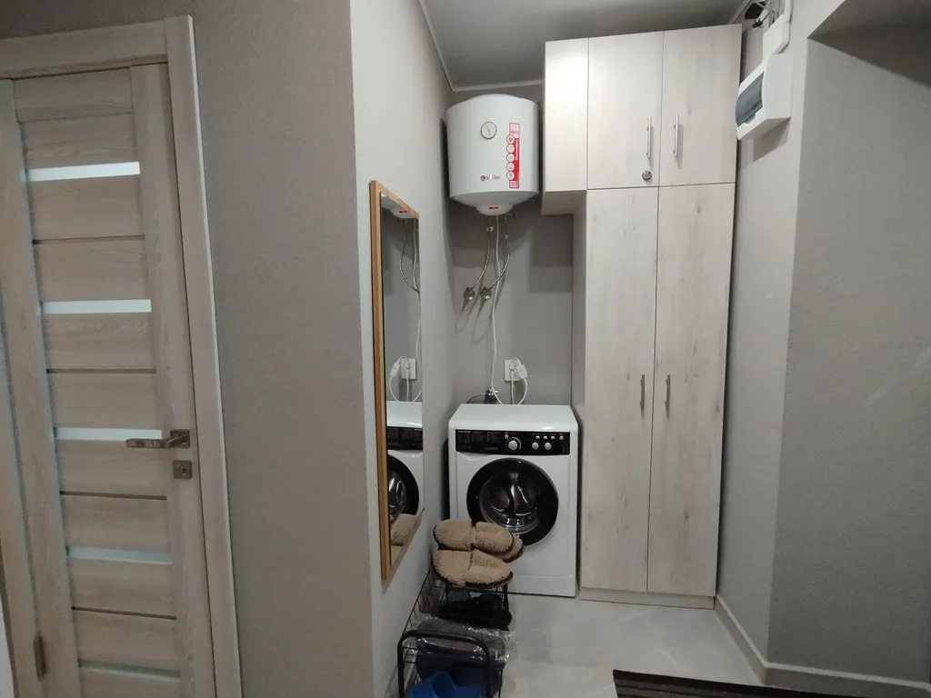 Яркая оранжевая квартира