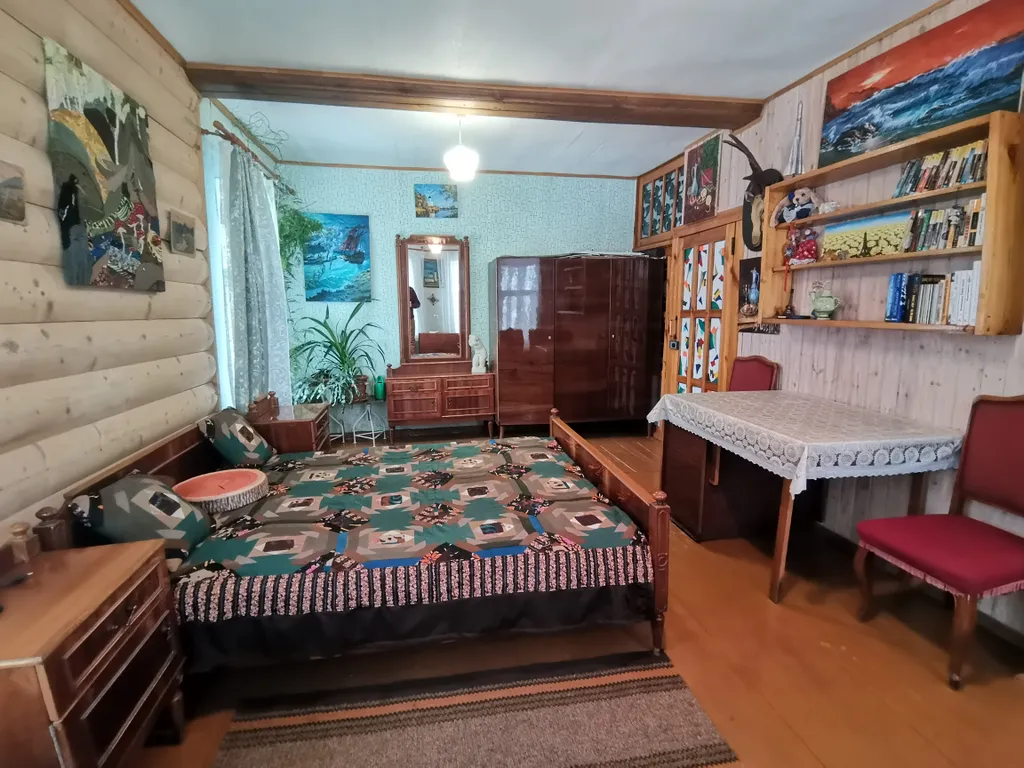 Под Покровом