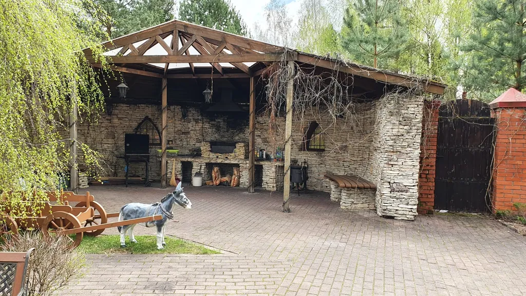 6-комнатный Дом