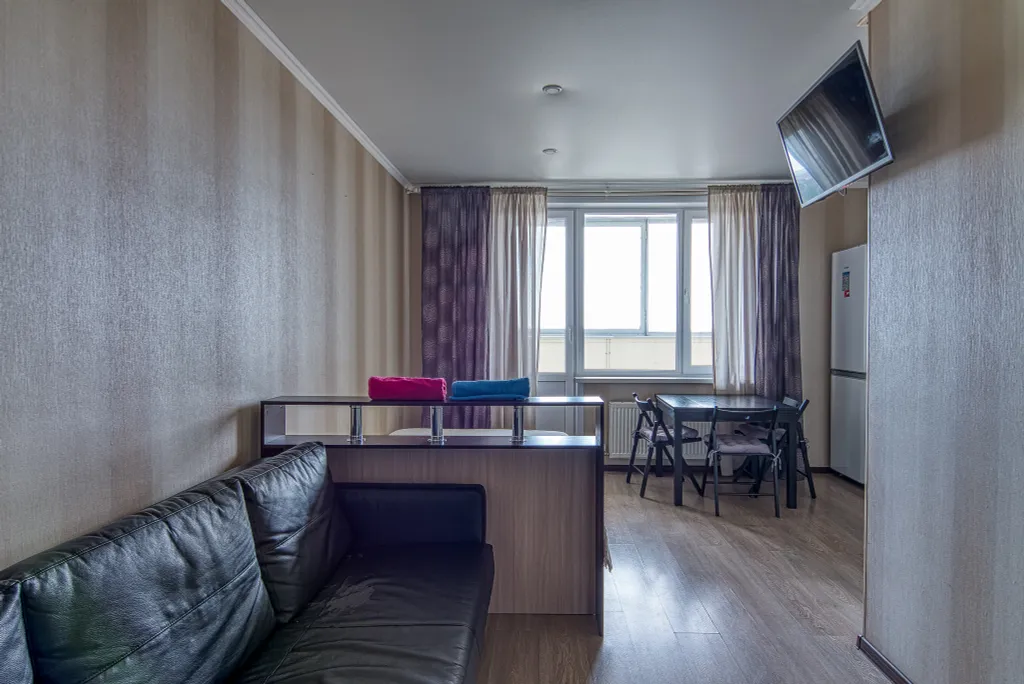 Прекрасная квартира на 15 этаже с видом на город