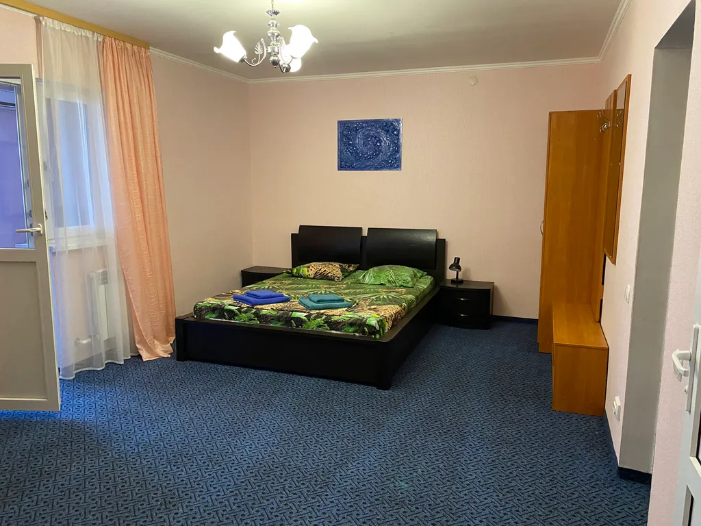 Квартира Комната — аренда посуточно в Мирный