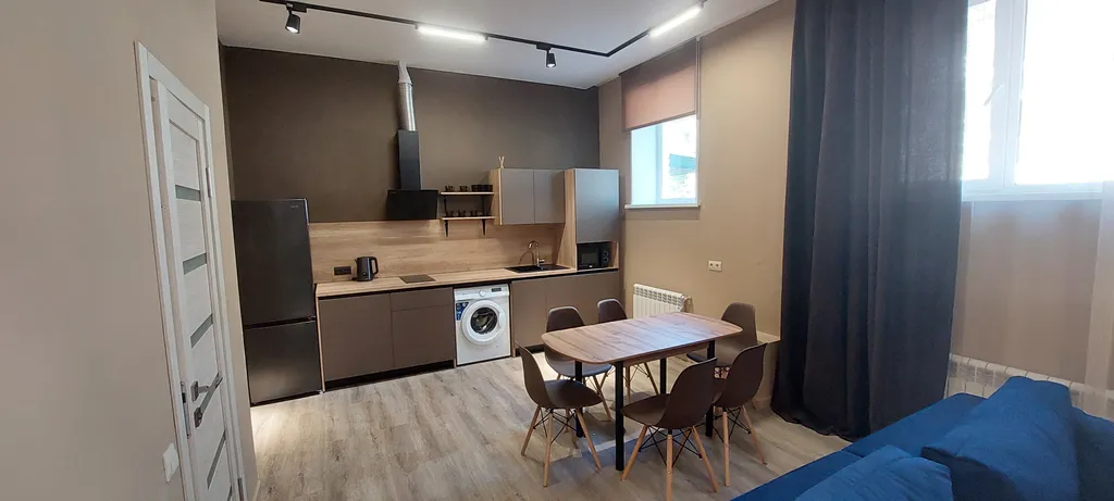 Просторные апартаменты в центре ливадии