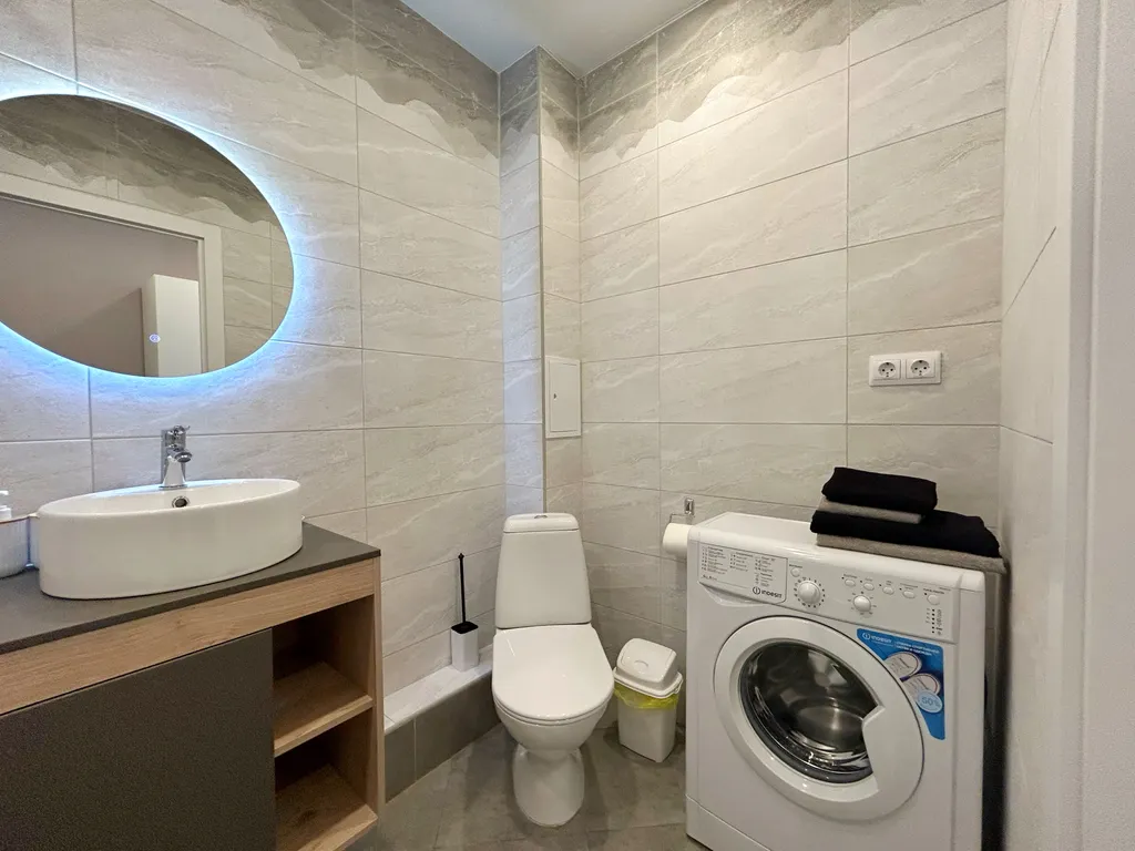 Квартира на 17 этаже у моста