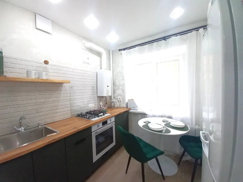 Комфортная и чистая квартира по проспекту Ленина — аренда посуточно в Ухта