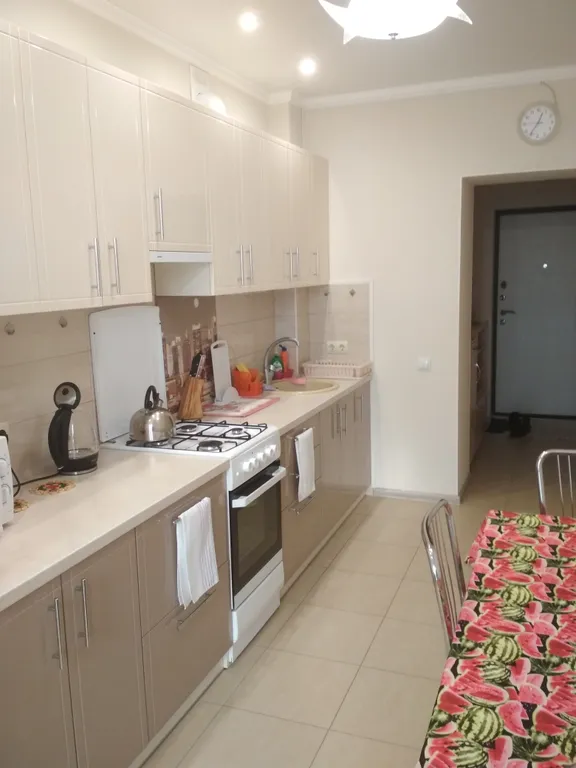 Новая  Нижняя квартира на Дадаева — аренда посуточно в Калининград