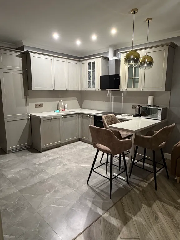 1-комнатная квартира с дизайнерским ремонтом — аренда посуточно в Одинцово