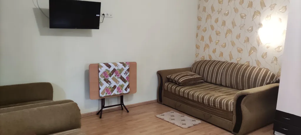 3 одинаковых коттеджа в одном закрытом дворе