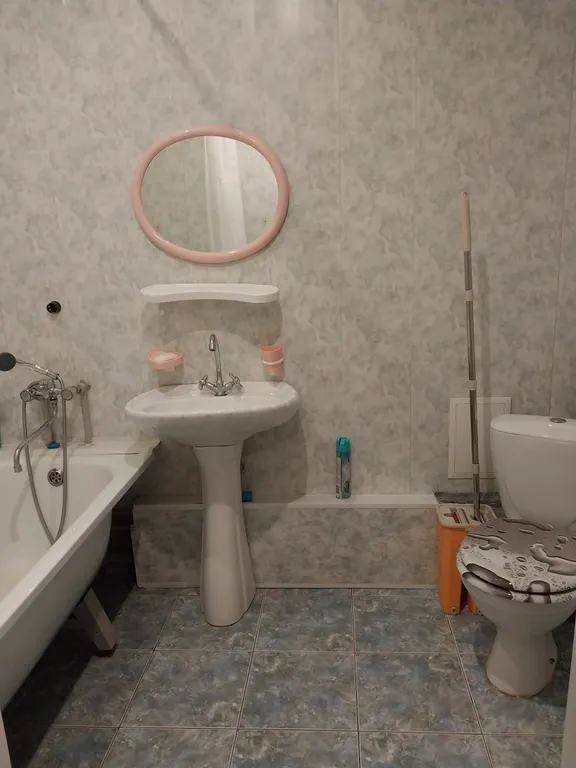 Комфортная евродвушка с двумя диванами в отдельных комнатах