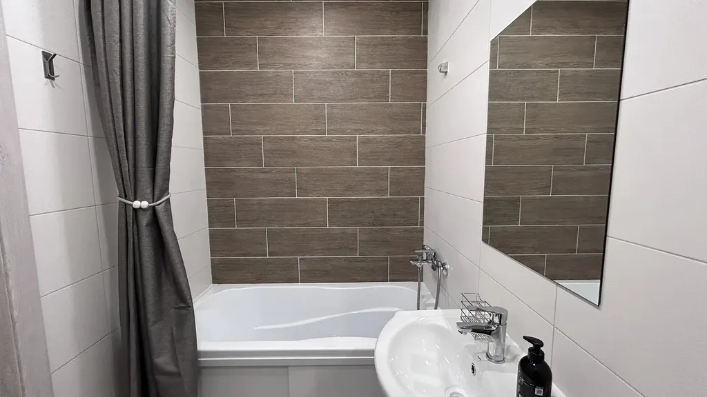 Студия рядом с аэропортом, заселение дистанционное. Отчётные документы