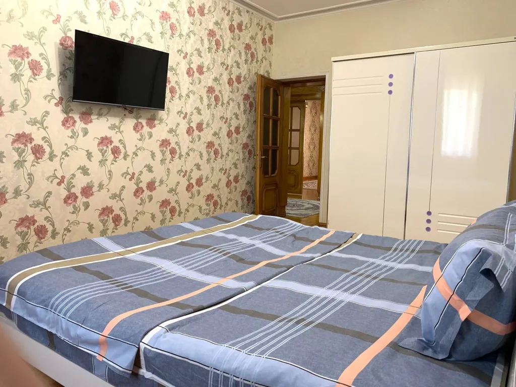 Большая и новая квартира в центре города