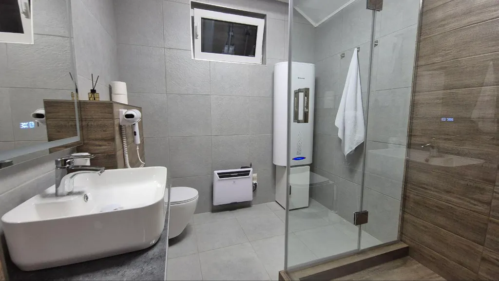 Коттедж Перламутр с сауной и 4 спальнями