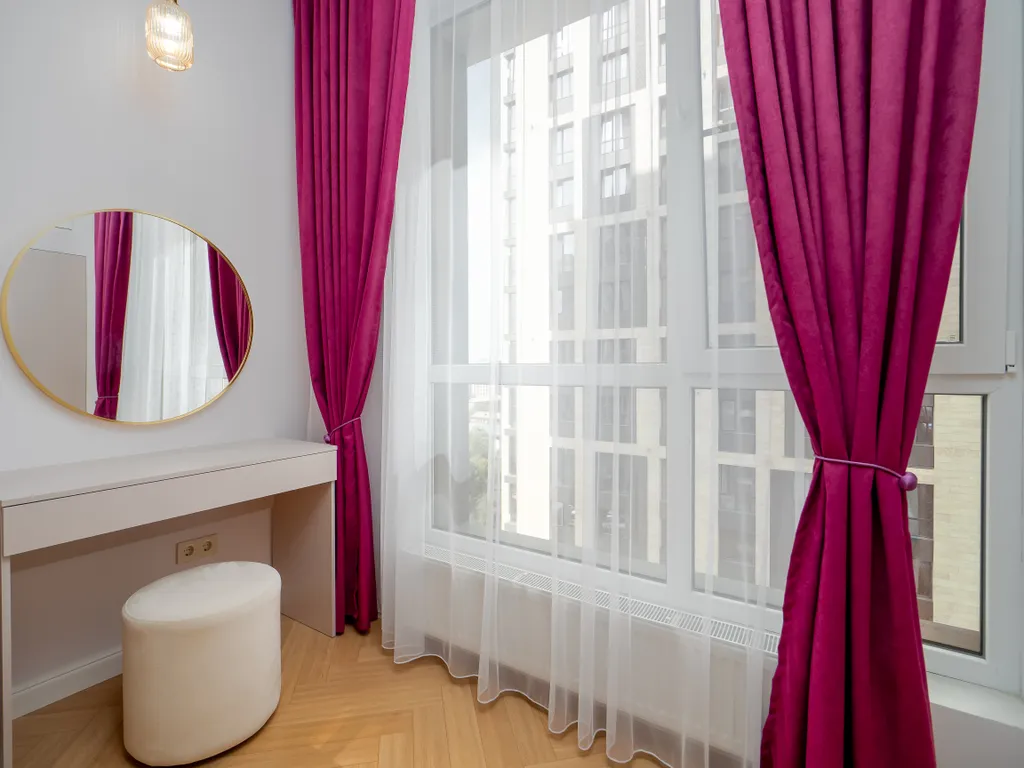 Уютная двухкомнатная квартира в районе Меги с видом на город