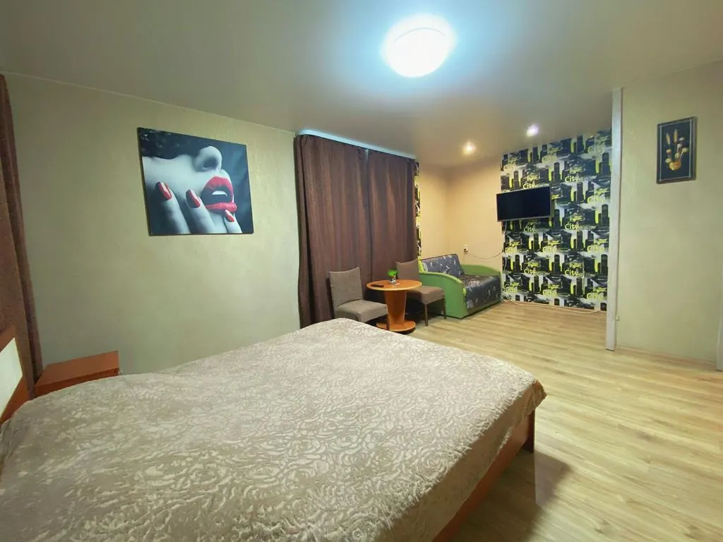 Однокомнатная квартира у центральной площади — аренда посуточно в Ижевск