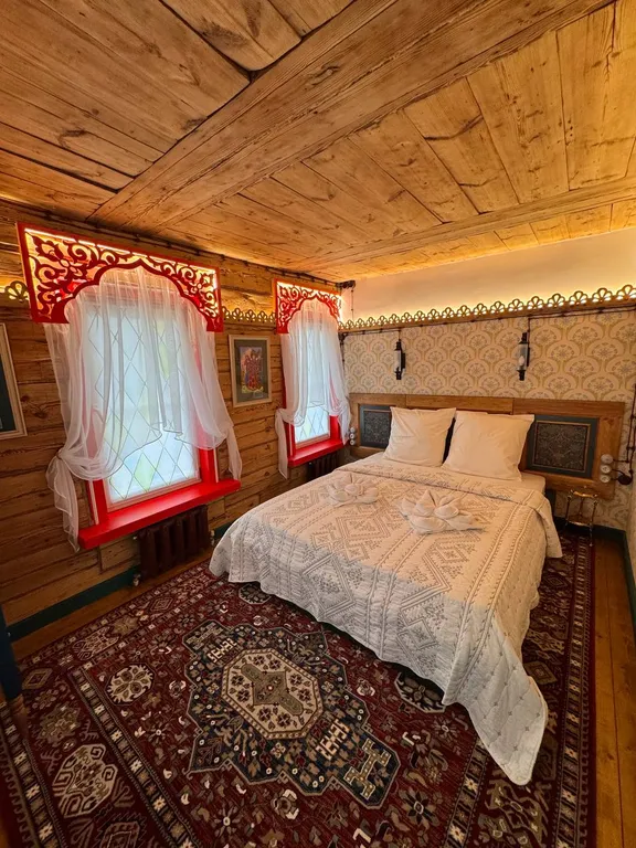 Светлица с мансардой