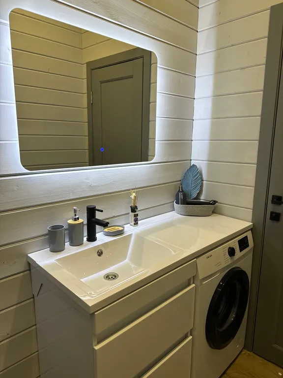 Коттедж Уютный коттедж с сауной и купелью — Бугры