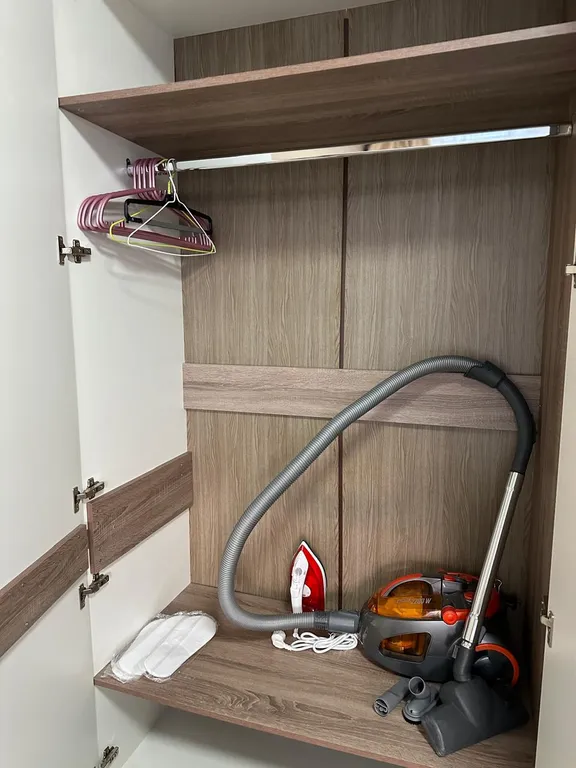 Комфортная квартира в новом доме с видом на закат