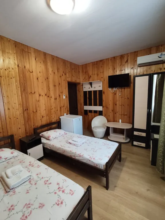 Уютный двухместный номер с балконом №5