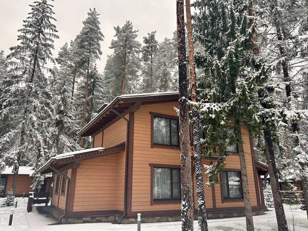 Коттедж у курорта Охта Парк