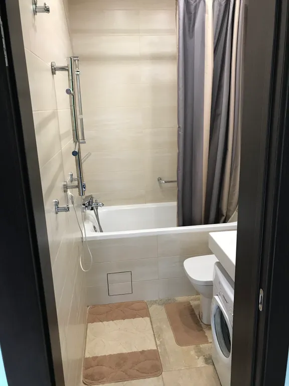 Панорамная студия с потрясающим видом на горы в центре красной поляны